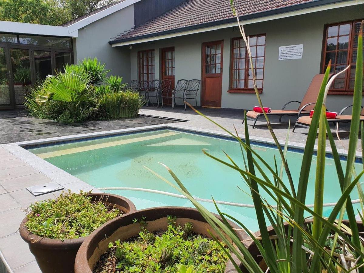 Morulana Guest House Kempton Park Exterior foto